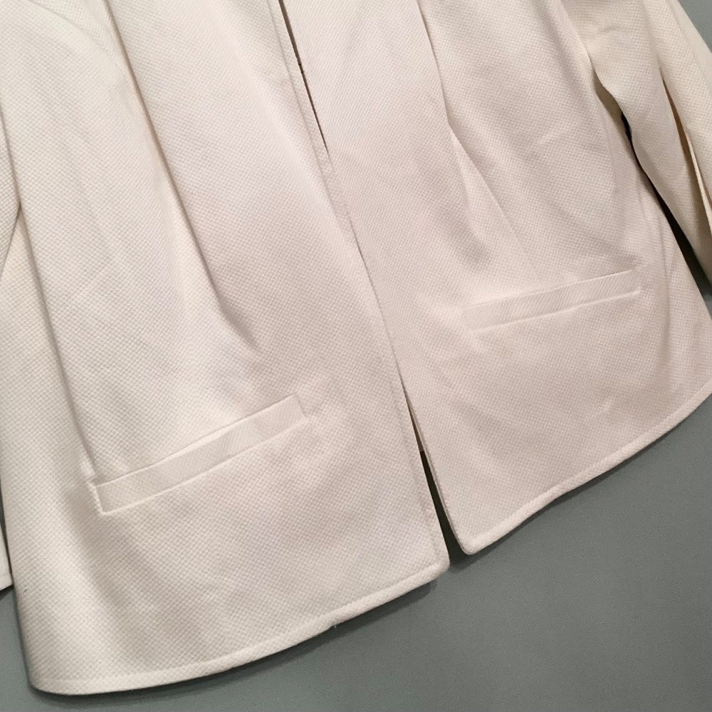 East 5th Women’s Jacket Size Large White Cotton Cropped Fully Lined - Picture 6 of 14